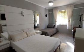 Charmoso Flat 215 Cavalinho Branco